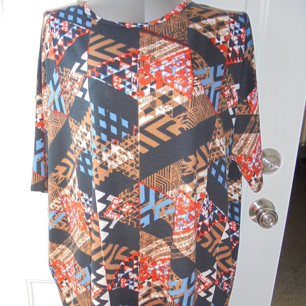 Women's Lularoe Irma Top